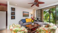 Spacious One-Bedroom Condo with Pool View, Balcony & Beach Club Access - B&B Coco, Sardinal