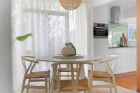 Vincentia Beach Bungalow Your Coastal Escape - B&B Vincentia