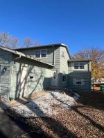 Charming 3-Bedroom Historic Home in the Heart of Sioux Falls - Ideal Location! - B&B