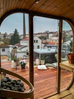 Aparthotel Na Klenici - Bed and Breakfast