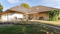 Haus 5 Elemente- Fewo Erde mit Terrasse und Bio-Kamin - B&B Koserow