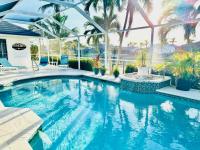 Free HeatedPool on SailboatAccessCanal boat lift - B&B