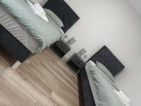 Zweibettzimmer mit eigenem Bad