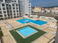 Beachfront 3bdr apt on Marginal Boulevard - Ferienwohnung