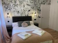 A 4 min andando del metro 3 habitaciones con baño privado - Ferienwohnung Madrid