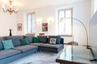 Luxury Apartment on the center of Como - Bed and Breakfast