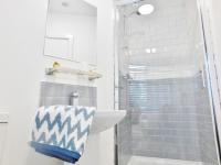 Double or Twin Room with Shower