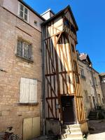 Le Comte - Heart of Dijon - With AC - Chambres d’hôtes