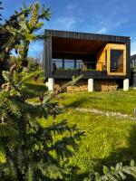 Black Deer - z Sauną na Tarasie, Jacuzzi i Widokiem na Góry - by Deer Hills Luxury Apartments - Chambres d'hôtes Kocoń
