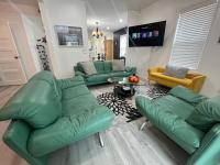 Spacious 3 bedroom close to NYC - B&B