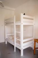 Dormitorio Misto con 4 Letti