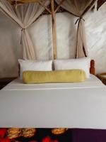Chambre Double avec Toilettes Communes
