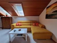 Marburg Apartment geräumiger Lukas in ruhiger Waldrandlage mit Wintergarten - Ferienwohnung Marburg