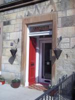 Sandvilla Guesthouse - B&B