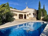 Villa Aurora hasta 10 personas piscina AC wifi - B&B
