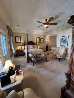 Spring Street Overlook - B&B Eureka Springs