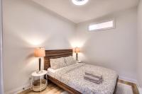 Three-Bedroom Deluxe Apartment