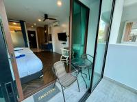 Deluxe Queen Room with Two Queen Beds
