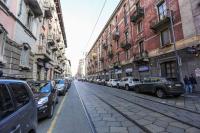 Sunny 2BR Penthouse Near Milano Centrale - Chambres d'hôtes Milan