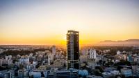City Center 2BR Flat, 26th Floor View, Pool & Gym - B&B