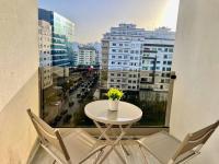 Charming Large Suite - Downtown Beach - B&B Tánger