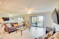 Walk to Coast Condo in Daytona Beach Shores! - Chambres d’hôtes Daytona Beach Shores