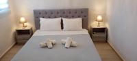 Appartamento con 1 Camera da Letto e Terrazza - Piano Terra