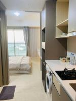 Apartment Goldcoast-Studio Room - B&B Jakarta