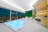 Sky Tower - 48 Piętro Penthousy z Prywatna SPA - ADULT ONLY - B&B