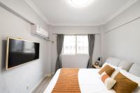 Three-Bedroom Deluxe Apartment