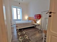Apartamento de 2 dormitorios con balcón