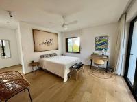 Modern studio on the foot of Table Mountain - B&B