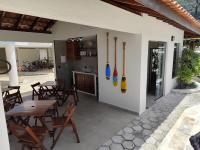 Apto com ar-cond e piscina a 100 m praia da Enseada - B&B
