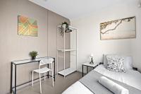 Cozy Single Room in Panania - Close to Station & Eateries - Shared Bathroom - B&B Bunnan