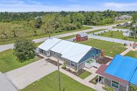 Newly renovated, cozy 2 bedroom - B&B Englewood