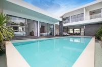 Ultra-Modern Tropical Pool Villa - B&B Phuket