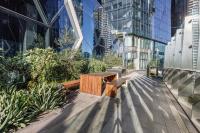 Modern Nomads Skyline View Escape - 2Bedroom by Gardens and Station - B&B Melbourne