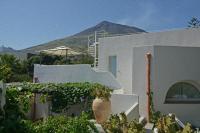 Luxury Apartment with Garden and Terrace