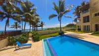 Blue Skies on endless Beachfront - B&B