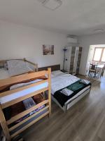 Mountain House - Brezovica - Bed and Breakfast