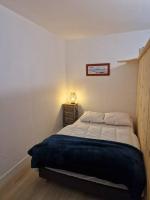 Appartement studio Pompon, Wifi, 2 couchages, charme, centre historique - B&B