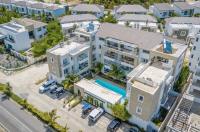 Elegant 2 Bedroom Apartment with Pool - Chambres d’hôtes La Laguna