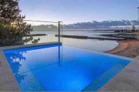 Wake up to the ocean at LegaSea - Bed and Breakfast