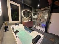 KLOOZIA Suites centre ville haut standing - B&B Angoulême