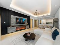 Two-Bedroom Apartment with City View