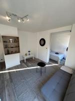 Appartement avec parking gratuit - Ferienwohnung
