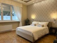 Deluxe Zimmer mit Kingsize-Bett