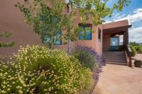 Dorthia Garden Retreat & Views - B&B Santa Fe
