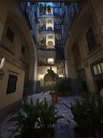 AnNì apartment Chiaia - Ferienwohnung Neapel