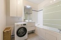 Superior One-Bedroom Apartment with Balcony